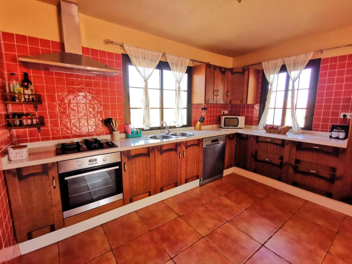 Magic House Villa Ла Олива Екстериор снимка